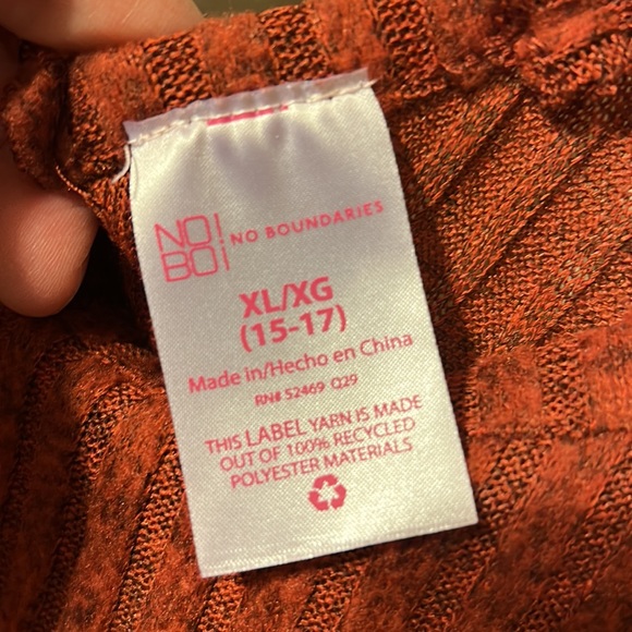 No Boundaries size XL - Burnt Orange Light Sweater - Picture 3 of 3